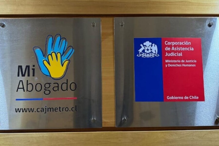 Funcionarios de la Corporación de Asistencia Judicial denuncia ante Contraloría millonaria deuda en viáticos