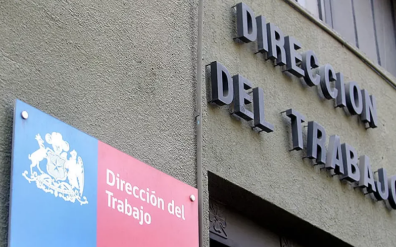 Dirección del Trabajo prohíbe participar en nuevas negociaciones a quienes se cambien de sindicato