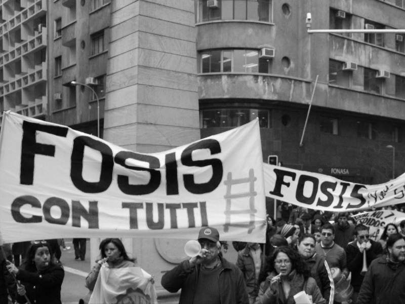 ANFFOS se moviliza: Gremios denuncian «cuoteo político» en La Araucanía y rechazan despidos masivos