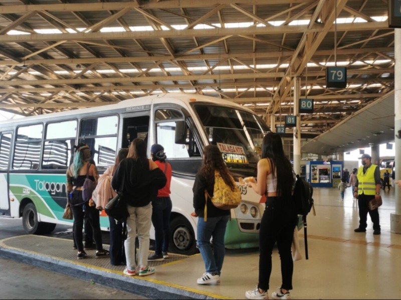Conductores de Bupesa inician movilizaciones por sueldos impagos y turnos de hasta 18 horas diarias
