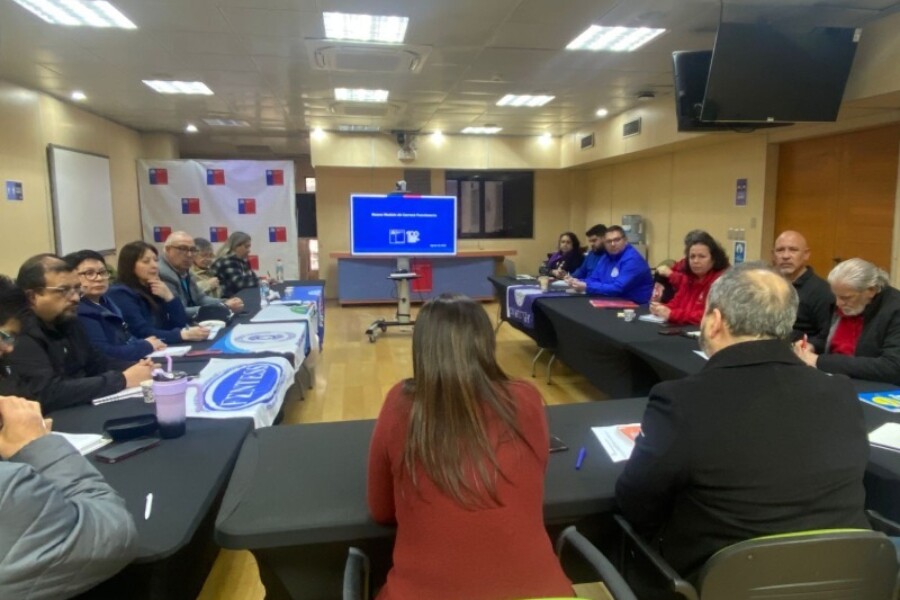 FENTESS asiste a presentación del nuevo modelo de carrera funcionaria propuesto por Ministerio de Salud